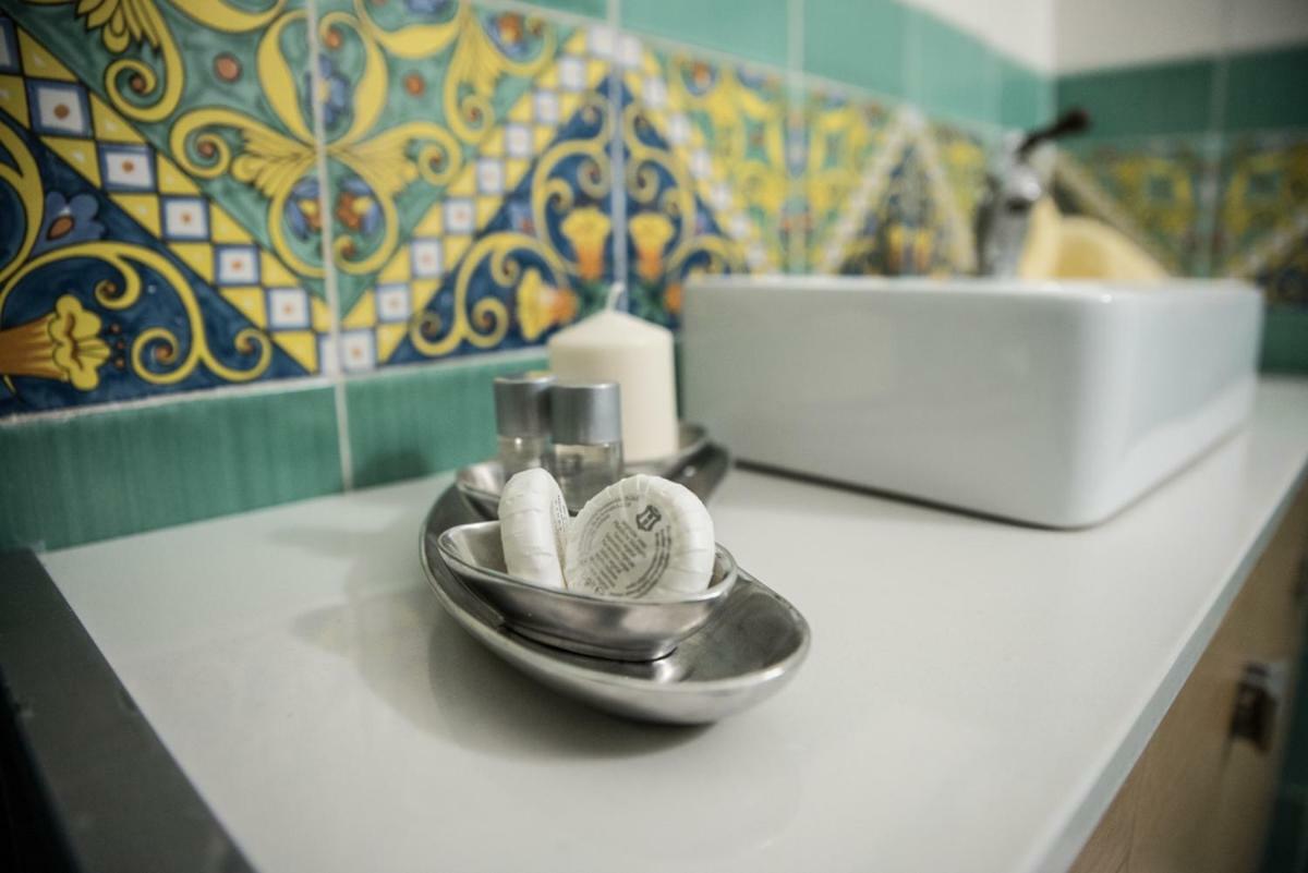 リポストTerrazzo Sicilianoアパートメント エクステリア 写真